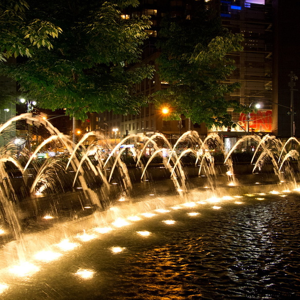 lights and water2011d16c070.jpg